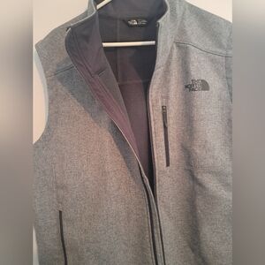 The North Face Men's Heather Gray Vest